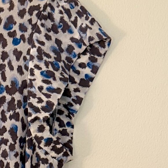 Joie 100% Silk Leopard Print Cap-Sleeve Button-Up Blouse Sz M - Picture 4 of 8